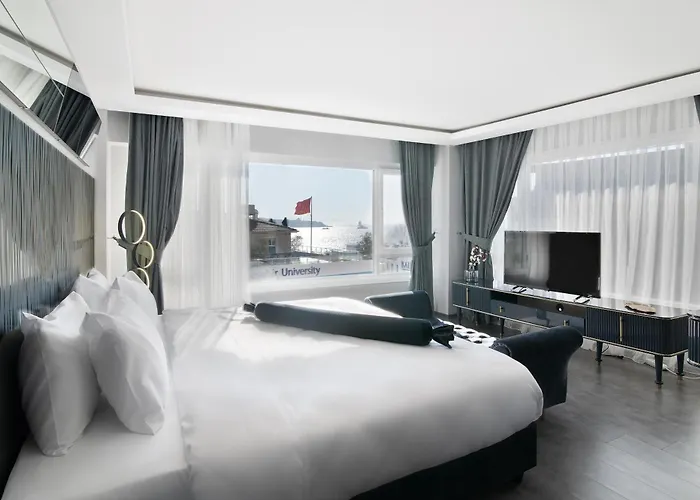 Via Ciragan Hotel
