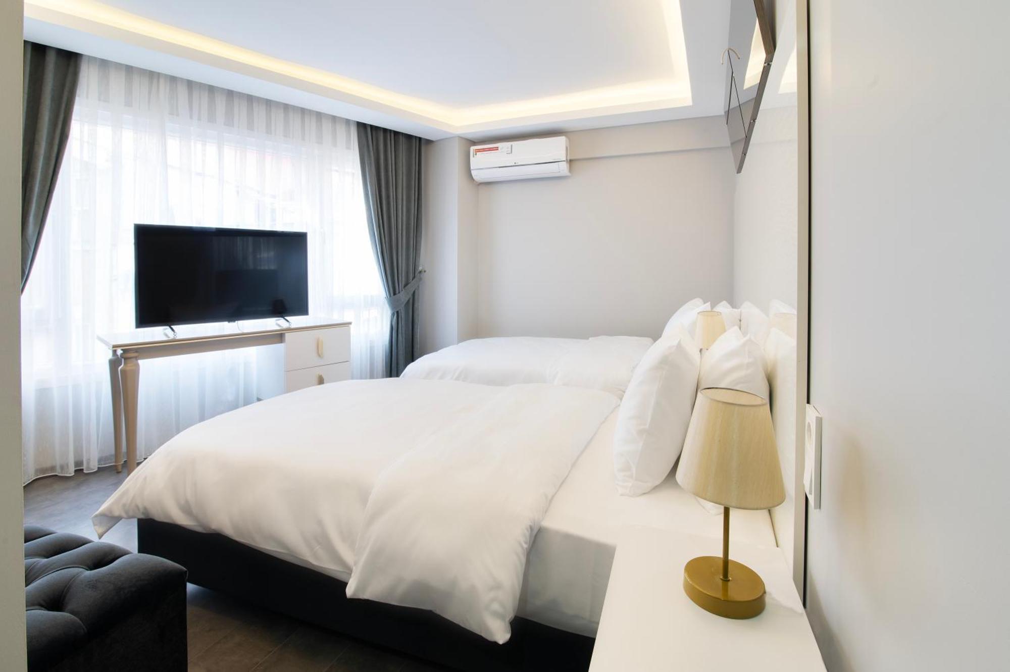Otel Via Ciragan