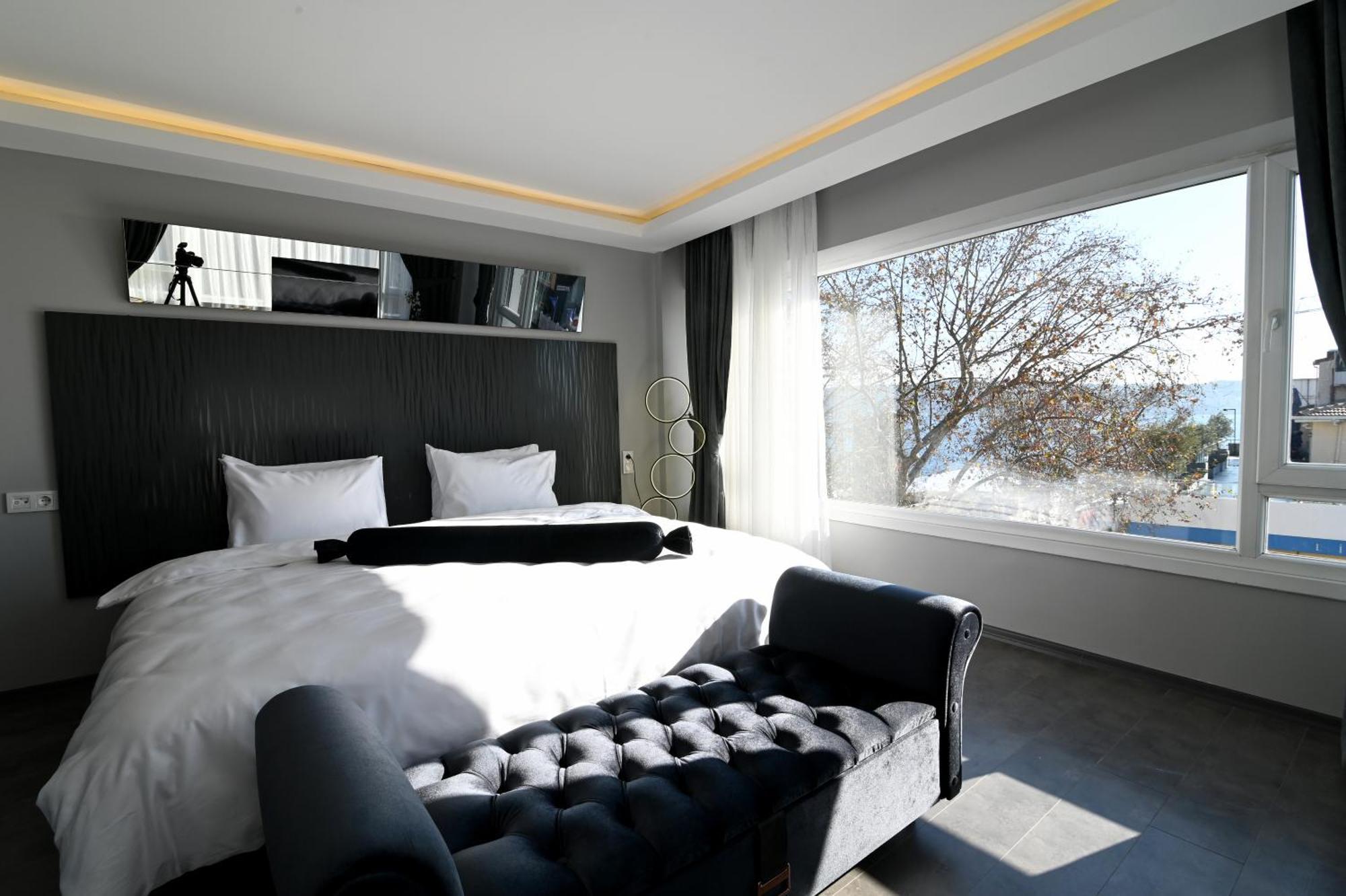 Via Ciragan Otel